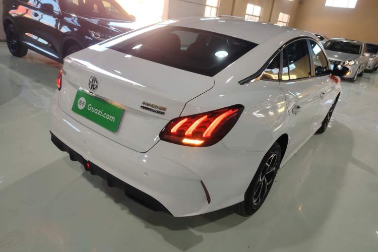 Used MG 5 2023 180 DVVT Manual Fashion Edition
