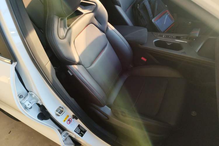 Used Oshan X5 PLUS 2023 Revised Version 1.5T DCT Navigation Edition
