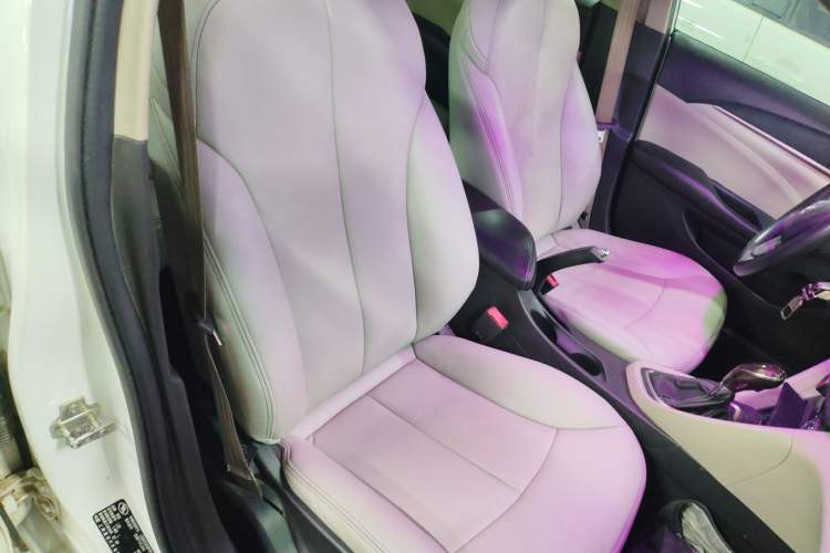 Used Buick GT 2015 15N Automatic Elite Version