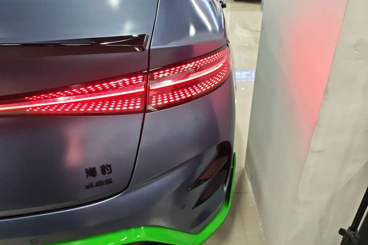 Used BYD Seal 2022 650 km All-Wheel-Drive Performance Version
