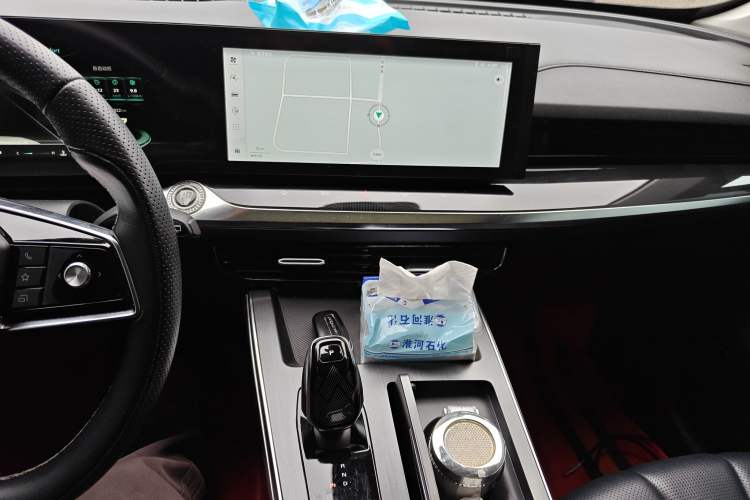 Used Roewe RX5 MAX 2022 1.5T Automatic Zhiwei Prestige Edition
