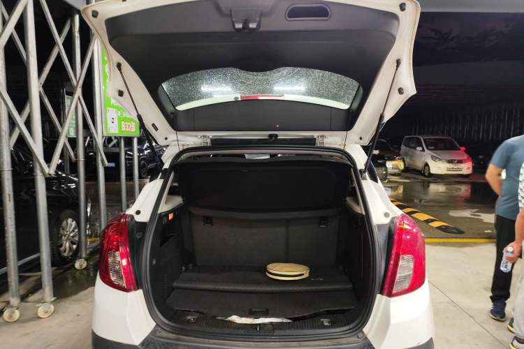 Used Buick Encore 2014 1.4T Automatic Two-Wheel Drive Urban Elite Model
