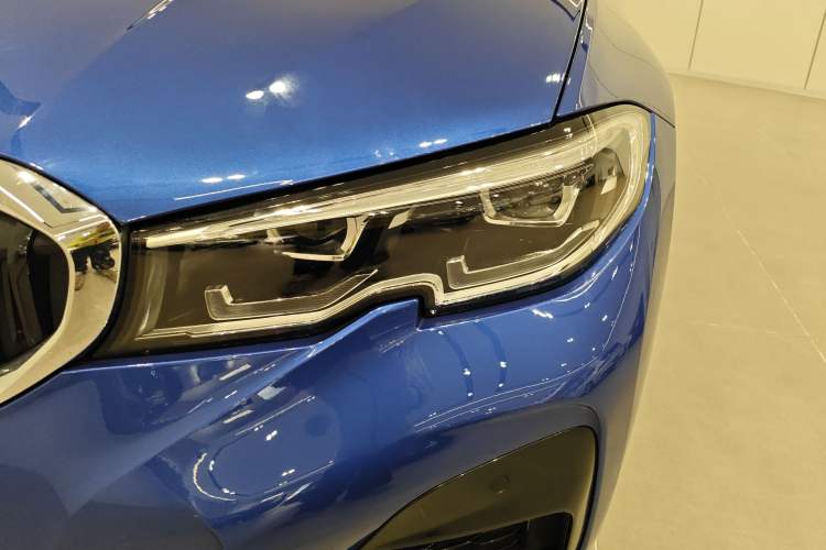 Used BMW 3 Series 2021 Restyled 325Li M Sport Package
