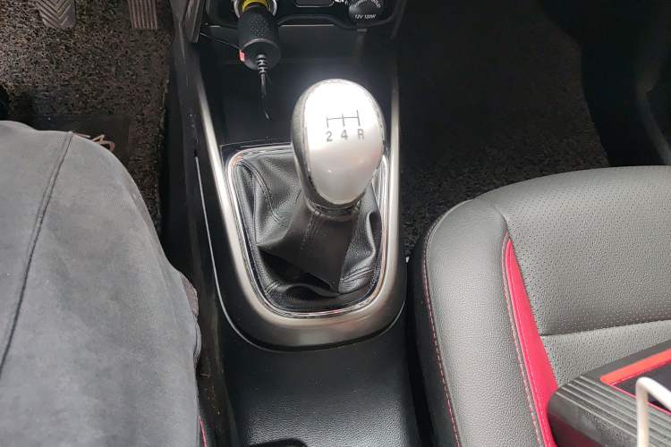 Used Changan CS15 2016 1.5L Manual Fashion Edition
