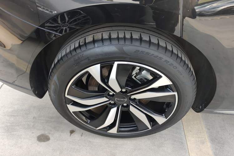 Used  SF5 2021 Huawei Smart Selection Four-Wheel Drive Edition
