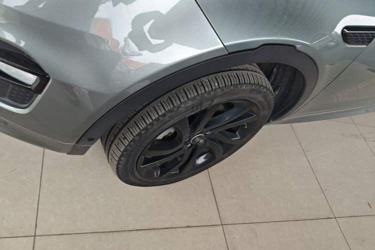 Used Land Rover Discovery Sport 2019 240 PS SE Dynamic Version China VI Standard