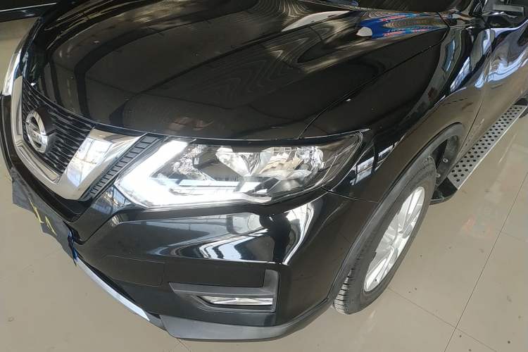 Used Nissan X-Trail 2019 2.0L CVT Smart Connect Comfort Edition 2WD
