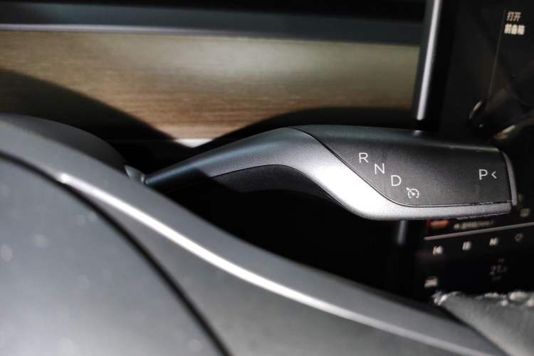 Used Tesla Model Y 2022 Rear-Wheel-Drive Version
