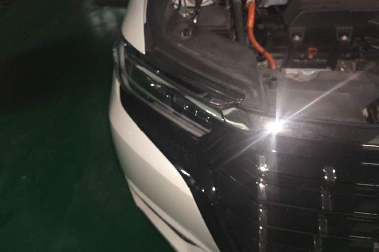 Used Honda Elysion 2022 2.0L eHEV Luxury First Edition
