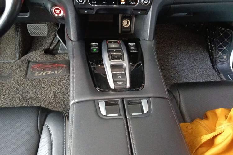 Used Honda UR-V 2017 370TURBO 2WD Prestige Edition China V
