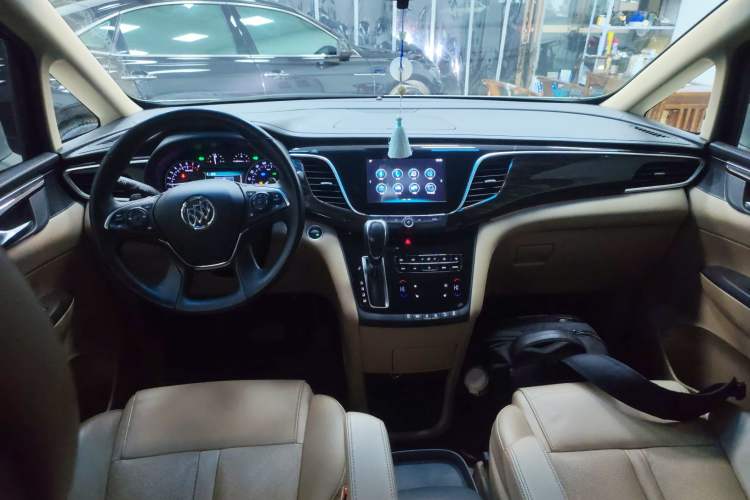 Used Buick GL8 2018 ES 28T Luxury Model China VI Standard
