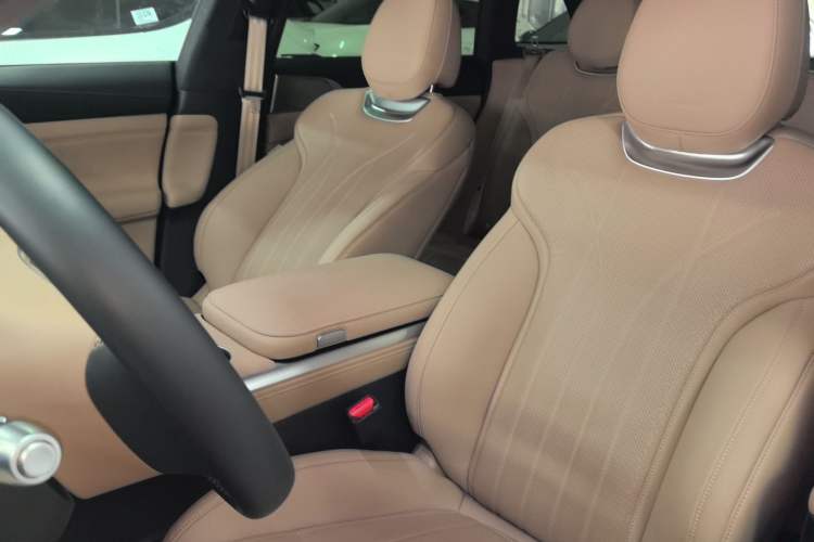 Used XPeng G9 2025 625 Long-Range Max
