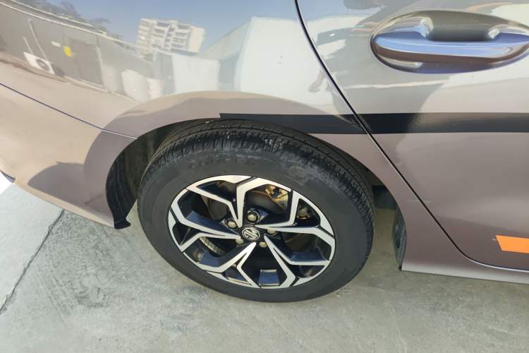 Used MG 5 2021 180 DVVT CVT Youth Luxury Edition
