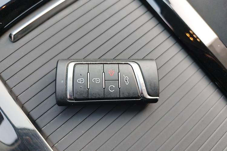 Used GAC Trumpchi M6 2023 PRO 270T DCT Luxury Edition