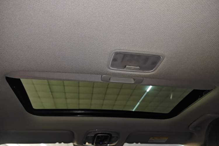 Used Hyundai Elantra 2021 1.5L CVT LUX Prestige Edition
