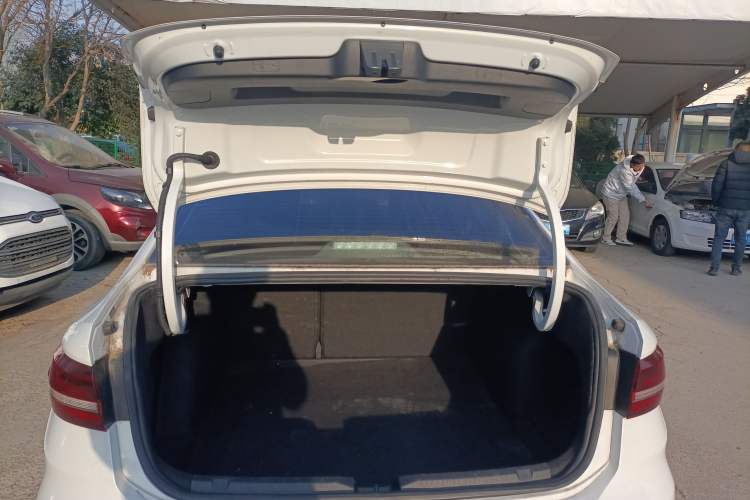 Used Volkswagen Lavida 2023 1.5L Automatic De Yi Edition