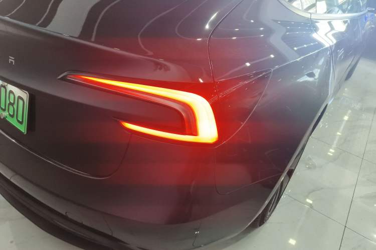 Used Tesla Model 3 2023 Rear-Wheel-Drive Version
