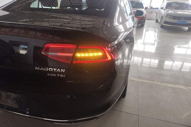 Used Volkswagen Magotan 2019 330TSI DSG Luxury Version China VI Standard

