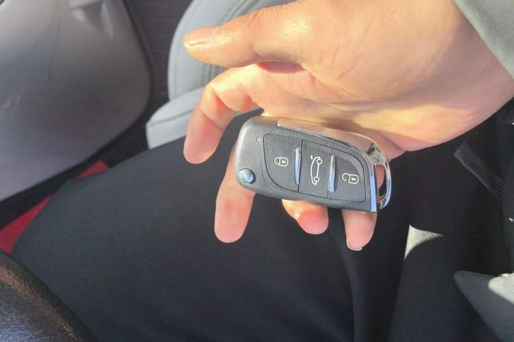 Used SAIC MAXUS G10 2019 PLUS 2.0T Automatic Elite Edition China VI Standard