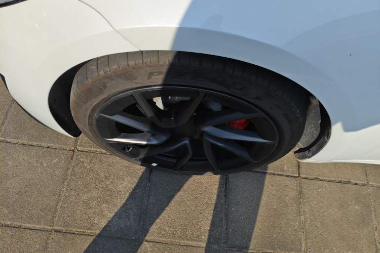 Used Tesla Model 3 2024 High-Performance All-Wheel-Drive Version