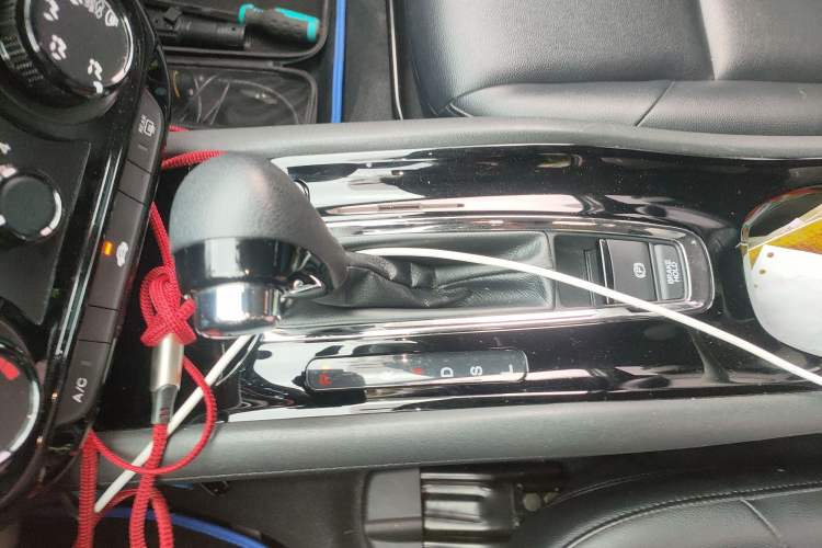 Used Honda Vezel 2019 1.5L CVT Pioneer Edition China VI
