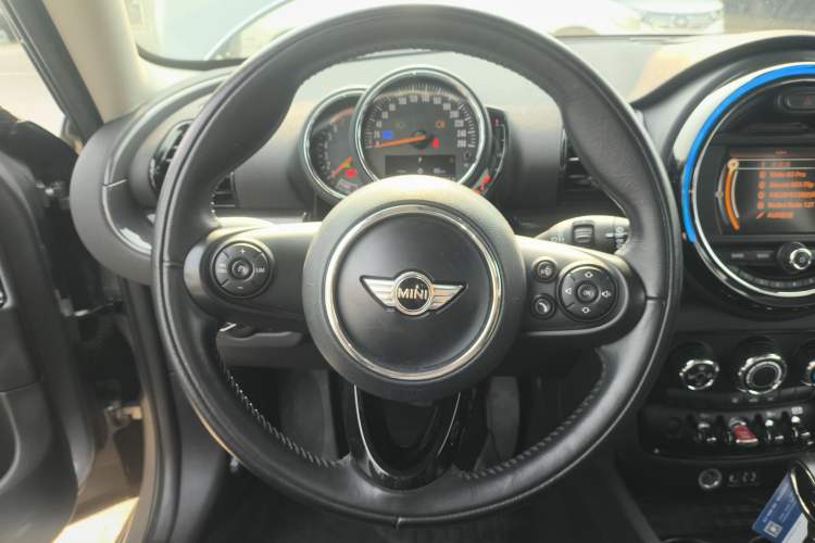 Used  Clubman 2016 Revised 1.5T COOPER
