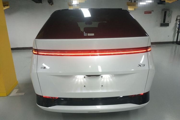 Used XPeng X9 2025 740 Ultra-Long Range Max