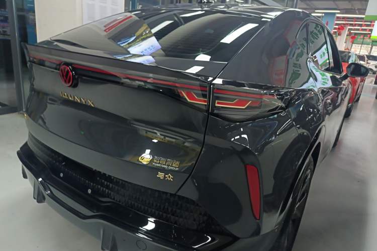 Used Volkswagen ID.UNYX 2024 Pro Long-Range Version
