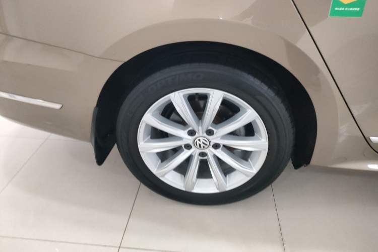 Used Volkswagen Passat 2017 330TSI DSG Luxury Edition
