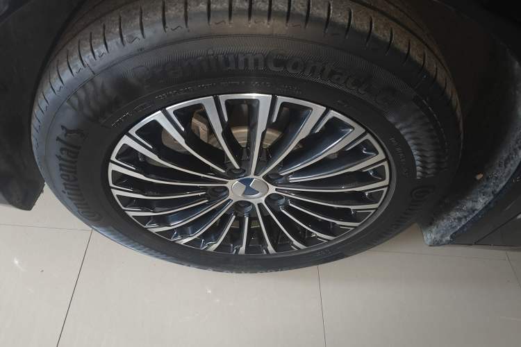 Used Denza D9 2022 DM-i 970 Four-Wheel Drive Flagship Model
