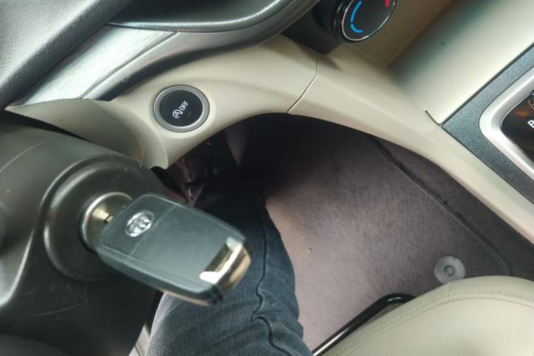 Used Buick GT 2017 15N Automatic Elite Version
