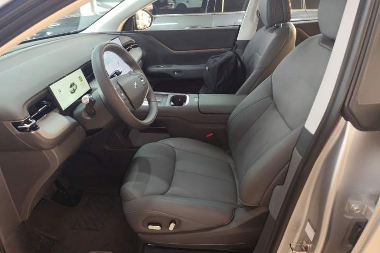 Used XPeng G6 2025 625 Long-Range Max Tech Edition
