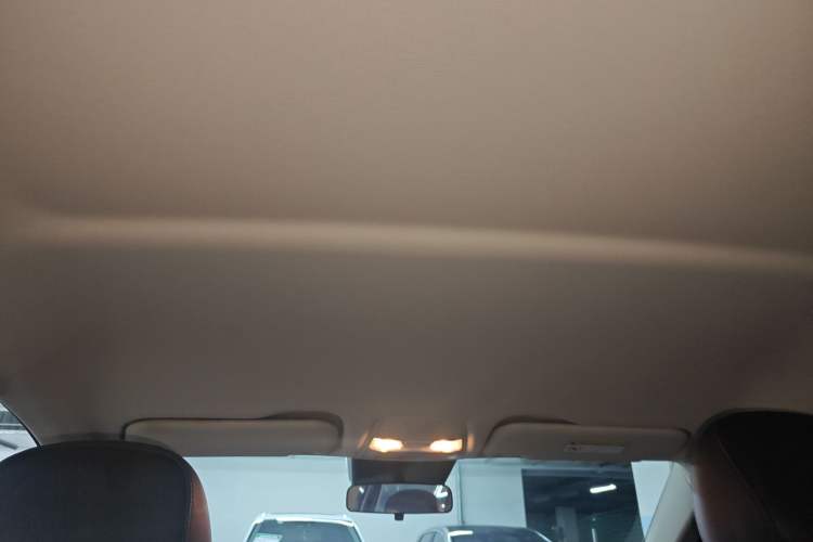 Used Hongqi E-QM5 2024 450km Range Commuter Version