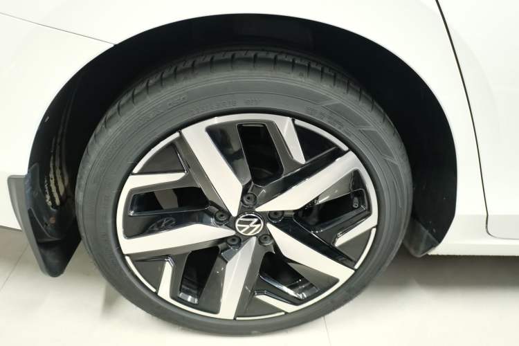 Used Volkswagen Lamando 2023 Lavida L 280TSI DSG Cool & Spicy Edition