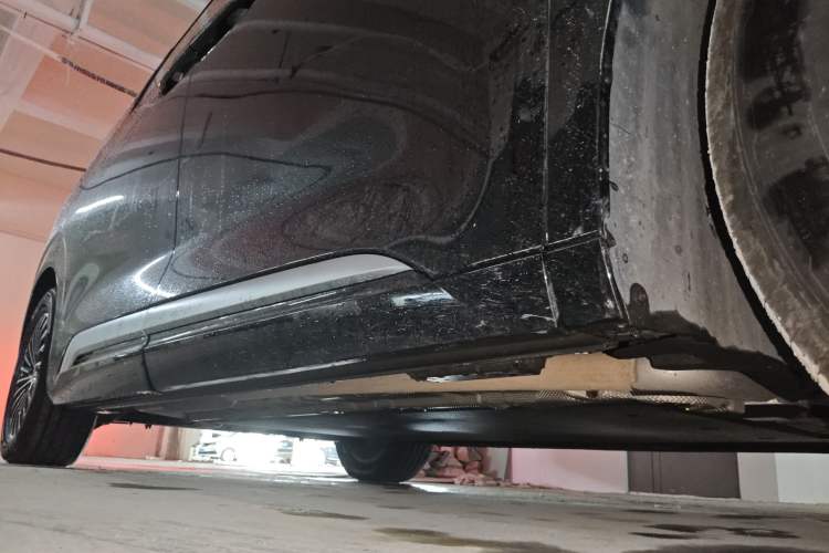 Used Denza D9 2022 DM-i 970 Four-Wheel Drive Prestige Model
