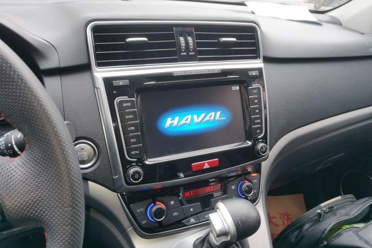 Used Haval M6 2018 Revised Version 1.5T DCT Two-Wheel Drive Elite Edition