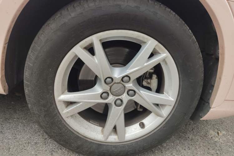 Used Audi Q3 2016 30 TFSI Fashion Model
