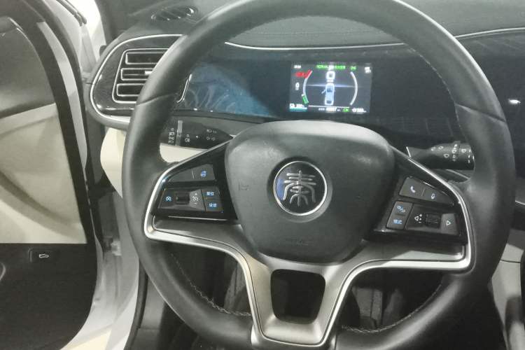 Used BYD Qin PLUS 2021 EV 500KM Luxury Model
