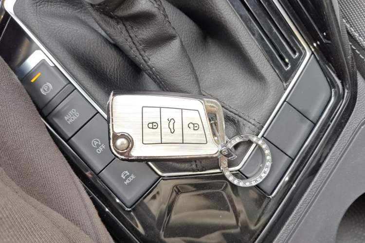 Used Volkswagen Tayron 2024 300TSI Two-Wheel-Drive Luxury Plus Advanced Version