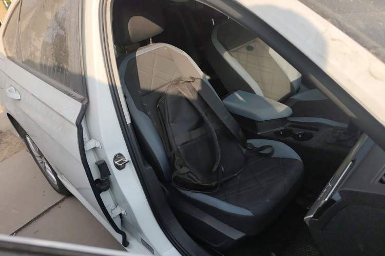 Used Volkswagen Lavida 2023 Revised 1.5L Automatic DeYi Edition