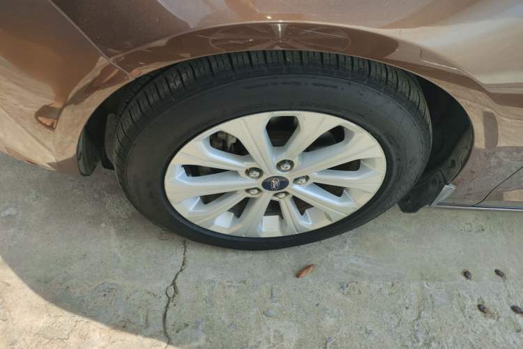 Used Ford Escort 2015 1.5L Automatic Comfort Model
