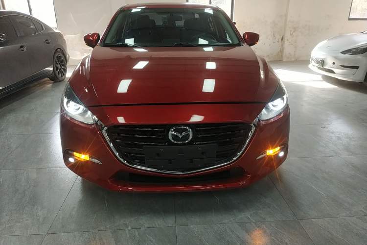 Used Mazda Mazda 3 Axela 2017 Sedan 2.0L Automatic Prestige Model China V Standard
