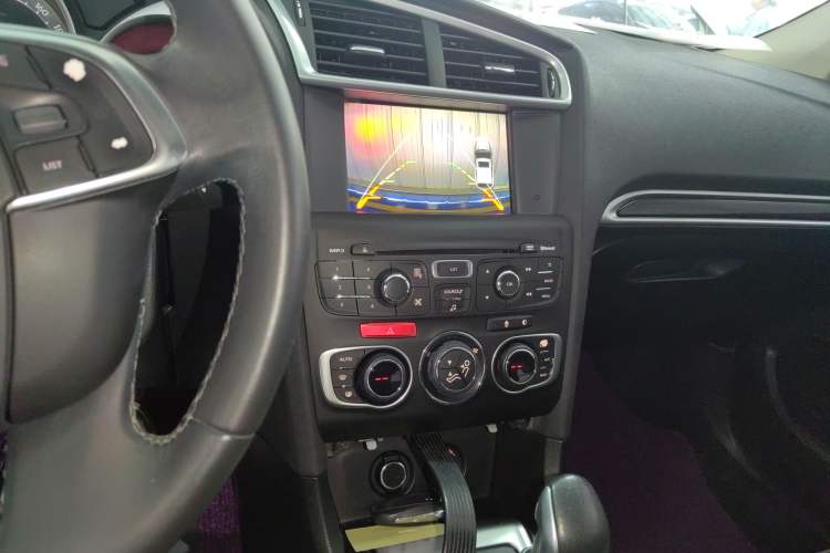 Used Citroen C4L 2014 1.6THP Intelligent Drive Automatic Dynamic Model
