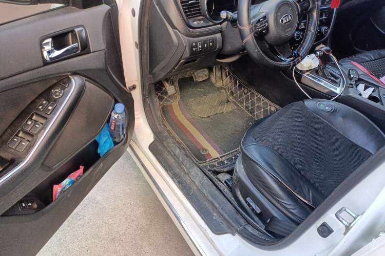 Used Kia K5 2012 2.0L Automatic DLX
