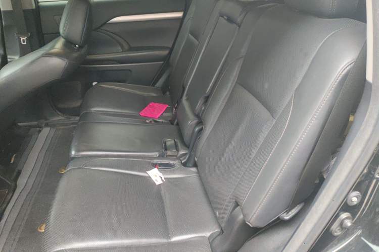 Used Toyota Highlander 2017 2.0T Four-Wheel Drive Luxury Navigation Version 7 Seats