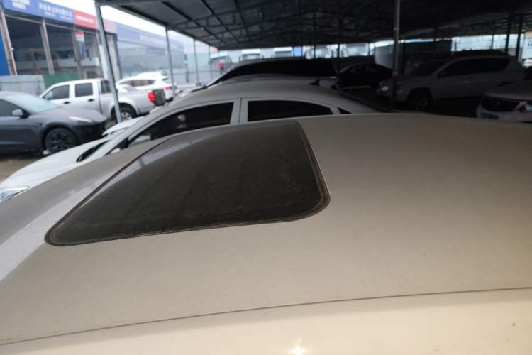 Used Roewe i5 2023 1.5L CVT Luxury Edition