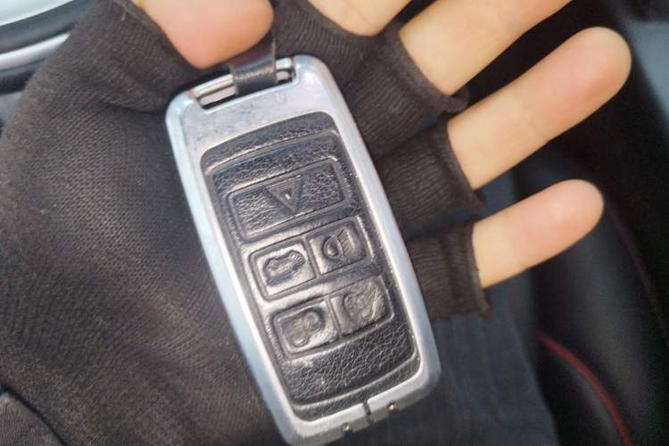 Used Land Rover Discovery Sport 2020 249 PS R-Dynamic Performance Tech Edition 7 Seats
