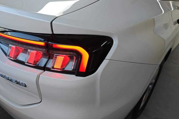 Used Ford Mondeo 2023 EcoBoost 180 Comfort Model
