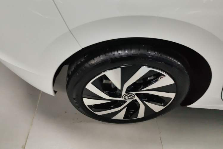 Used Volkswagen Golf 2025 Facelifted 300TSI Pro
