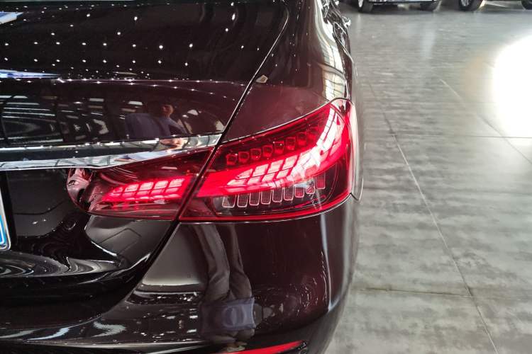 Used Mercedes-Benz E-Class 2021 Facelift E 260 L Sport Edition
